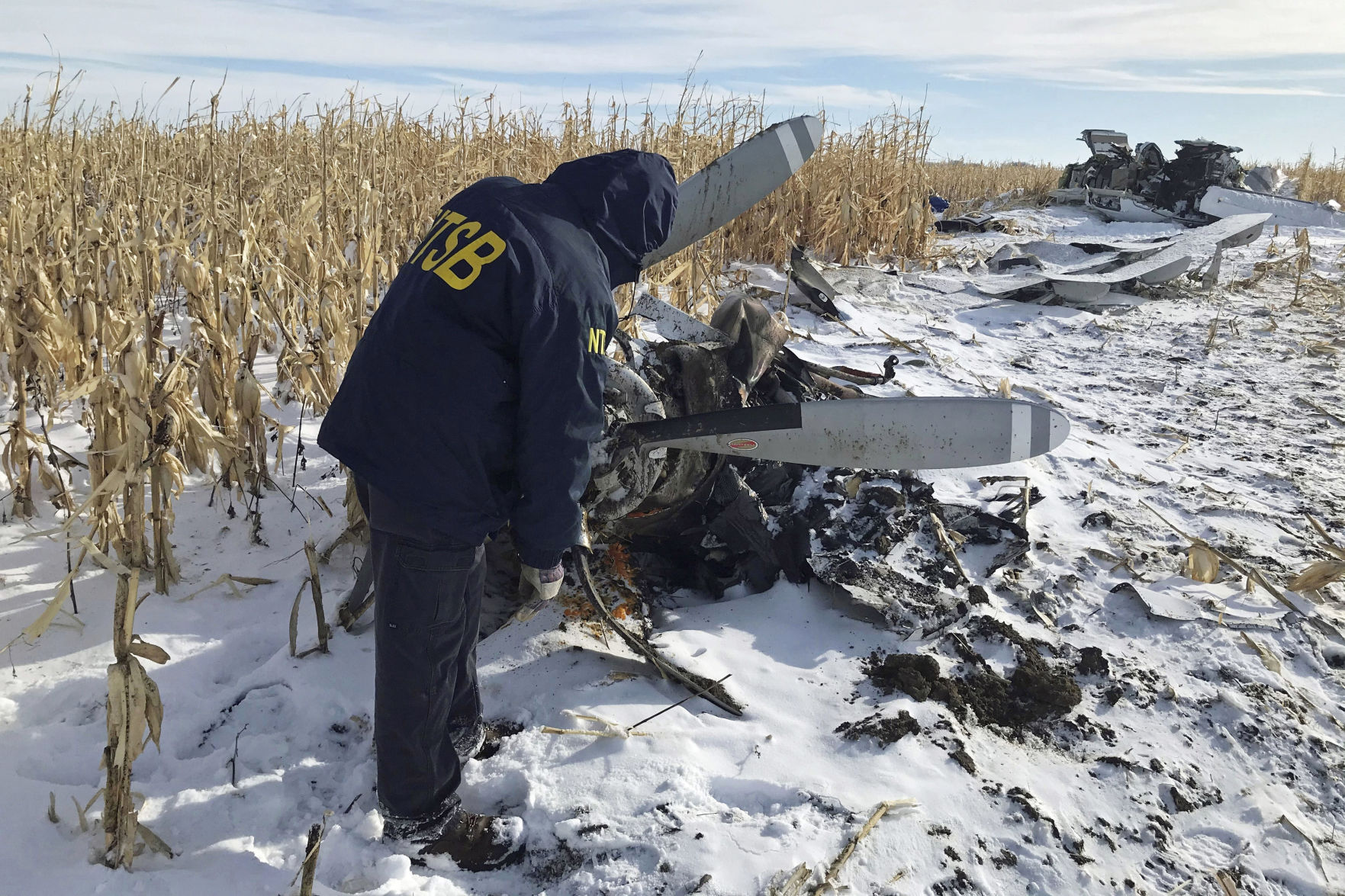 APTOPIX Plane Crash South Dakota